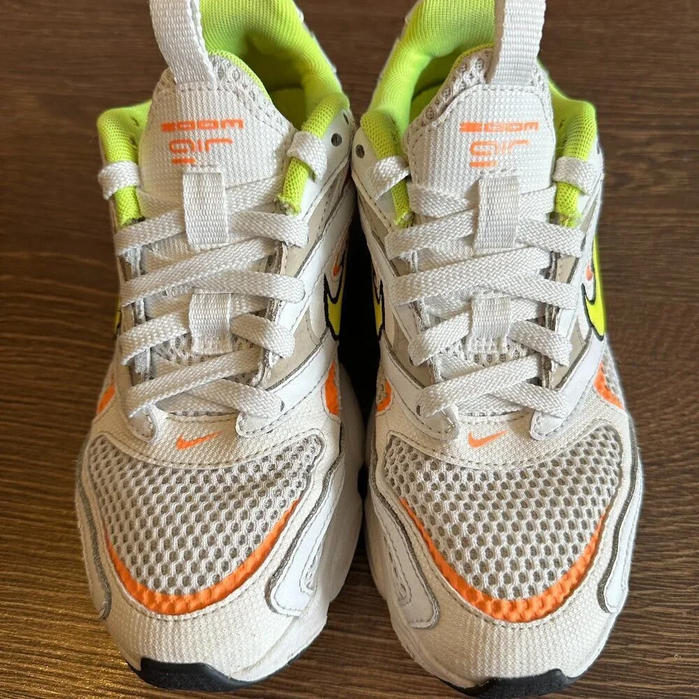 Nike Shoes Zoom Air Fire Summit White & Volt Shoes - Size 5.5 - Picture 3 of 9